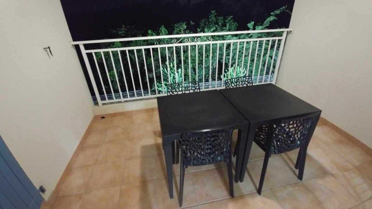 Kazadidou - Residence Grand Cap - Vue Mer Et Montagne - Piscine Le Gosier  Ngoại thất bức ảnh